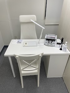 & WHITE新宿店 place picture