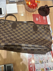 高価買取専門店 まねきや 心斎橋本店 place picture