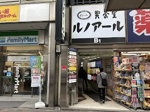 モバステ新宿店 place picture