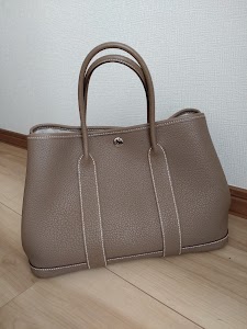 KOMEHYO（コメ兵）買取センターニュウマン横浜 place picture